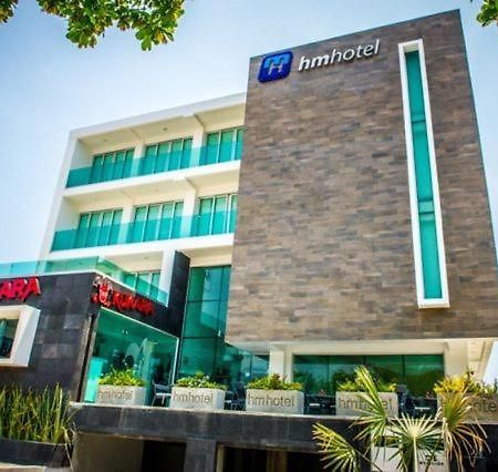 Hm Hotel Manzanillo Buitenkant foto